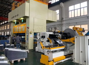 What are the characteristics of precision metal stamping compared with other processing methods?